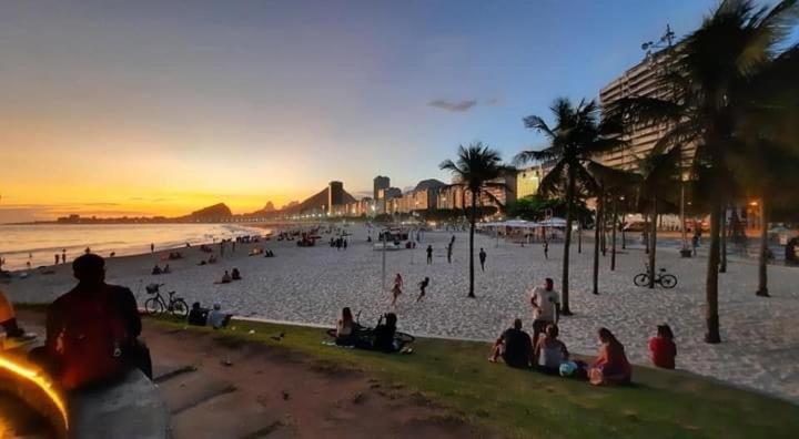 Copacabana Beach ريو دي جانيرو المظهر الخارجي الصورة